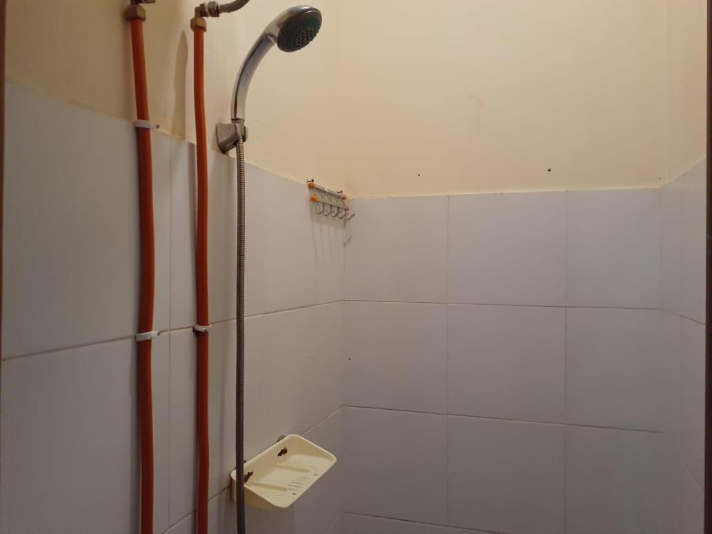 Hotel Kost Carmelia Syariah Baranangsiang Bogor Camera foto