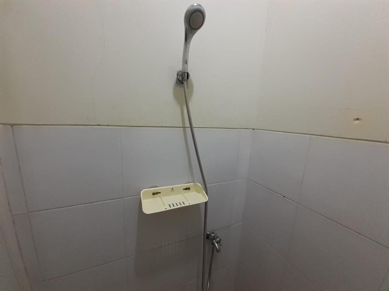 Hotel Kost Carmelia Syariah Baranangsiang Bogor Camera foto