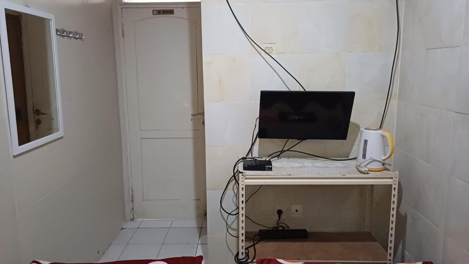 Hotel Kost Carmelia Syariah Baranangsiang Bogor Esterno foto